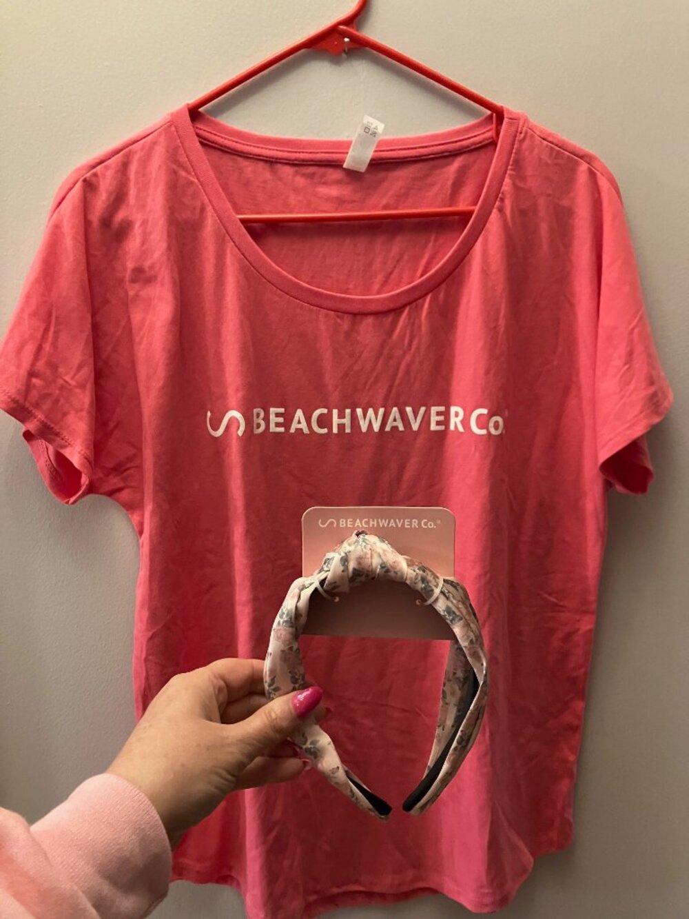 NEW Beachwaver Pink TShirt Size L & Pink Floral Headband